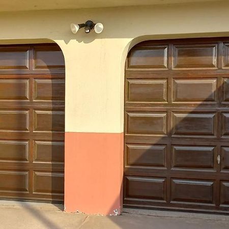 Mucha Airbnb Hotel Walvis Bay Kültér fotó